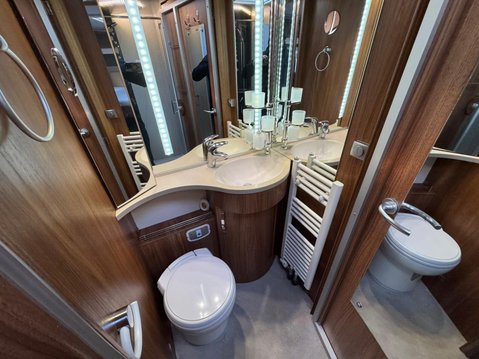 Frankia Luxuary 840 26