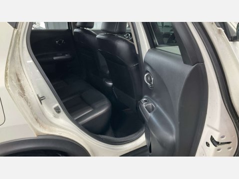 Nissan Juke 1.6 Tekna SUV 5dr Petrol CVT Euro 5 (117 ps) 13