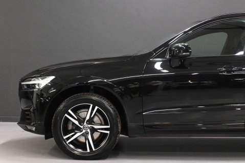 Volvo XC60 2.0 XC60 R-Design B4 MHEV AWD Auto 4WD 5dr 36