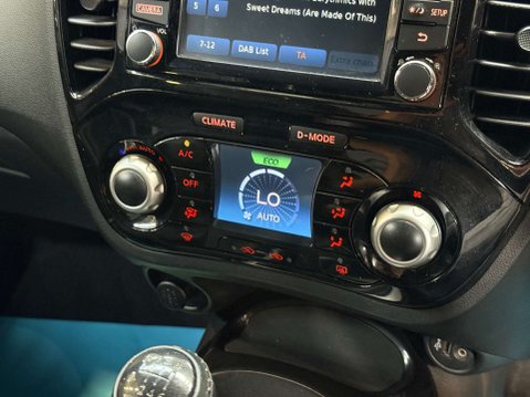 Nissan Juke 1.2 Juke N-Connecta DiG-T 5dr 32