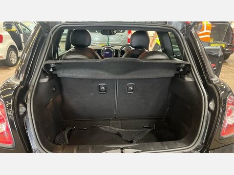 Mini Hatch 1.6 John Cooper Works Euro 5 3dr 11