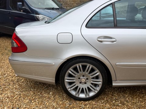 Mercedes-Benz E Class 3.0 E320 CDI Sport G-Tronic 4dr 9