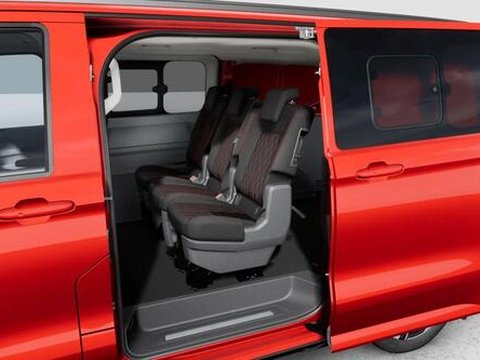 Volkswagen Transporter Sportline 2.0L TDI T32 AUTO COMBI 5