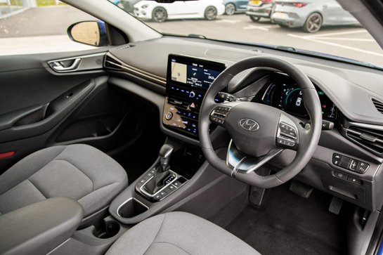 Hyundai IONIQ FIRST EDITION MHEV