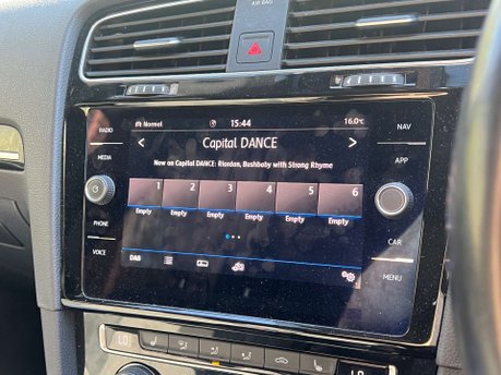 Volkswagen Golf 2.0 Golf R TSi 4Motion Semi-Auto 4WD 5dr 19