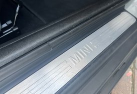 Mini Hatch COOPER EXCLUSIVE 5 DOOR AUTOMATIC 22