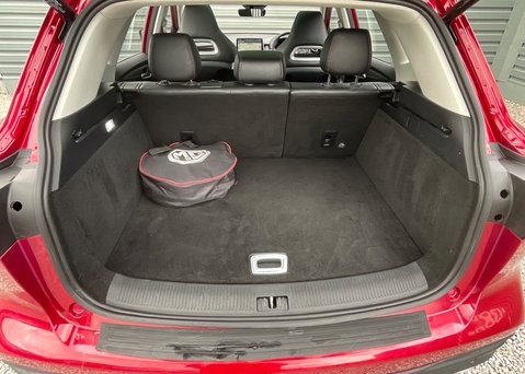 MG HS 1.5 T-GDI PHEV EXCLUSIVE 11