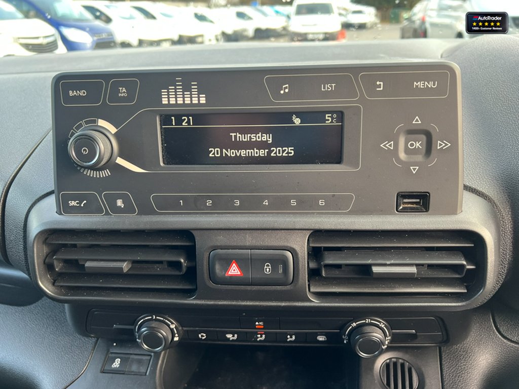 2019 Vauxhall ComboSWB L1H1 2300 Sportive Air Con Sensors EURO 6 NO VAT — thumbnail 38 of 51