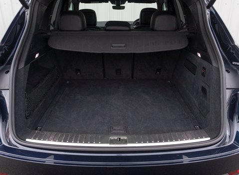 Porsche Cayenne S 31