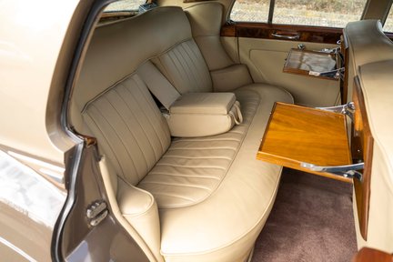 Rolls-Royce Silver Cloud II 30