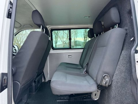 Volkswagen Transporter 2.0 Transporter T32 Highline TDI BlueMotion Technology 33