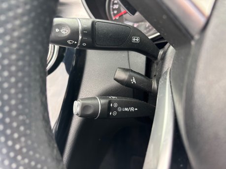 Mercedes-Benz C Class C 250 D AMG LINE PREMIUM PLUS 22