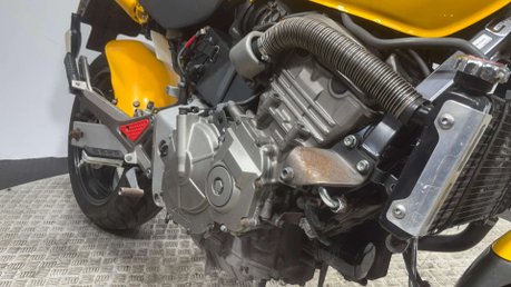 Honda CB 2001 1 OWNER 24K RUNNING PROJECT BIKE SPARES OR REPAIR 600CC 8