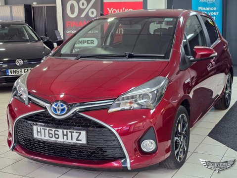 Toyota Yaris 1.5 VVT-h Design E-CVT Euro 6 5dr 2