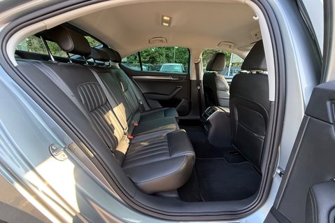 Skoda Superb SE L TSI DSG - FULL SKODA SERVICE HISTORY 18