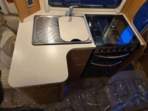 Autocruise Starspirit Low Profile Motor Home 28