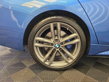 BMW 3 Series 3.0 335d M Sport Shadow Edition Touring 5dr Diesel Auto xDrive Euro 6 (s/s) 26