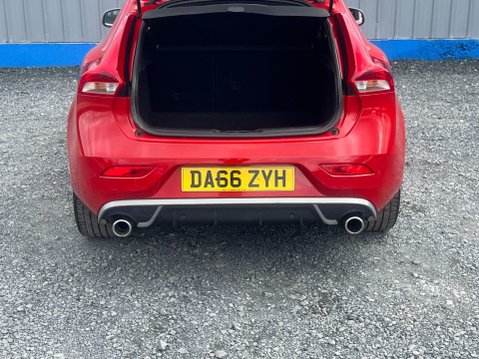 Volvo V40 2.0 D2 R-Design Pro Euro 6 (s/s) 5dr 55