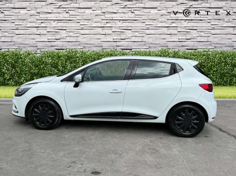 Renault Clio 0.9 Clio Iconic TCe 5dr 4