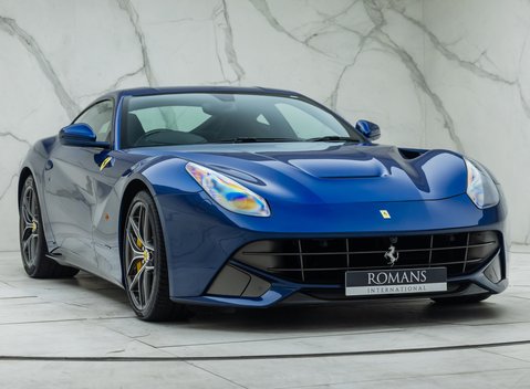 Ferrari F12 Berlinetta 9