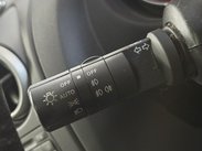 Nissan Qashqai 2.0 dCi Tekna Auto 4WD Euro 5 5dr (AVM) 19