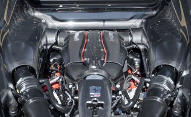 Ferrari 488 Pista 36