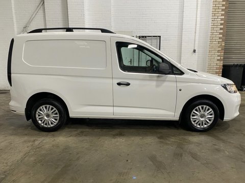 Volkswagen Caddy C20 TDI COMMERCE PLUS 4