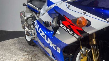 Suzuki GSX-R GSXR 1000 2002 33K NEW MOT VERY CLEAN CLASSIC 1000CC SPORTS BIKE 19