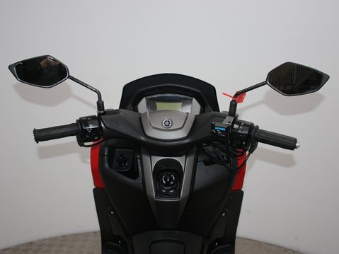 Yamaha Nmax 125 GPD125-A ABS 14