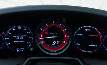 Porsche 911 Targa 4 GTS (992) 25