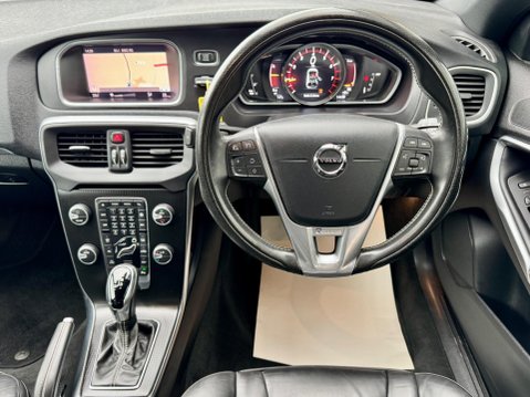 Volvo V40 1.5 T2 R-Design Edition Auto Euro 6 (s/s) 5dr 2