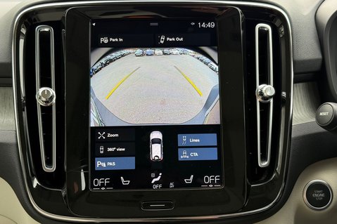 Volvo XC40 B4 INSCRIPTION MHEV 44