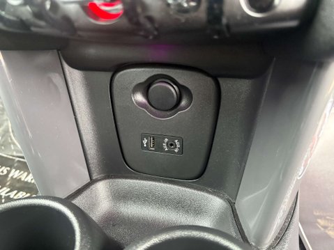 Mini Hatch 1.5 Cooper Auto 5dr 47