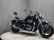 Triumph Thunderbird STORM 2012 21K LONG MOT BIG CC CRUISER TWIN 1700CC 2