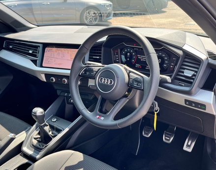 Audi A1 1.0 A1 Sportback 25 TFSI S Line 5dr 18