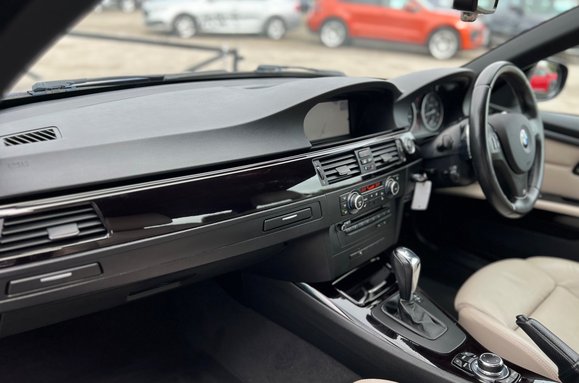 BMW 3 Series 330D M SPORT AUTO 31
