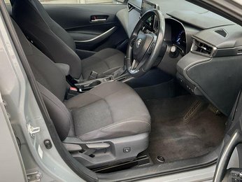 Toyota Corolla 1.8 VVT-h Icon Tech Touring Sports CVT Euro 6 (s/s) 5dr