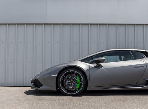 Lamborghini Huracan LP610-4 23
