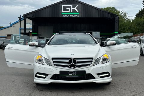 Mercedes-Benz E Class E200 CGI BLUEFF SPORT COUPE AUTOMATIC - LOW MILEAGE -FULL SERVICE HISTORY  20