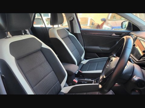 Volkswagen T-Roc SEL TSI EVO 17