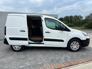 Citroen Berlingo 850 LX L1 90 ps HDi Panel Van - Air Con / Twin Side Loading Doors 8