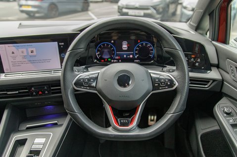 Volkswagen Golf GTI TSI DSG 21