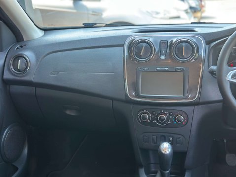 Dacia Sandero 1.0 Sandero Comfort SCe 5dr 15