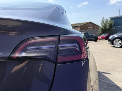 Tesla Model 3 Saloon 4dr Electric Auto RWD (241 bhp) 19