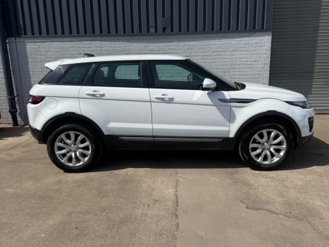 Land Rover Range Rover Evoque 2.0 eD4 SE FWD Euro 6 (s/s) 5dr 7