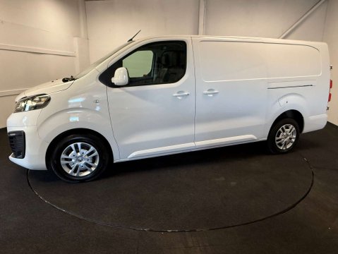 Vauxhall Vivaro 1.5 Vivaro 2900 Sportive S/S 3