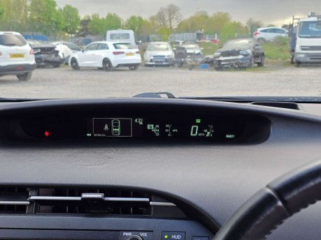 Toyota Prius 1.8 VVT-h T Spirit Hatchback 5dr Petrol Hybrid CVT Euro 5 (s/s) (136 ps) 55