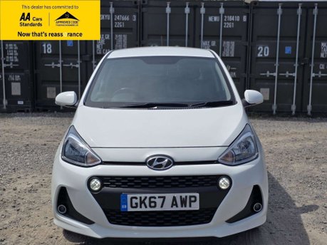 Hyundai i10 1.2 Premium Hatchback 5dr Petrol Auto Euro 6 (87 ps) 2