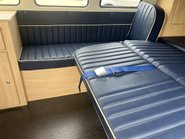 Volkswagen Campervan Split-Screen 67