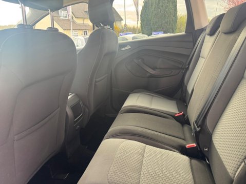 Ford Kuga 1.5 TDCi Zetec Euro 6 (s/s) 5dr 28